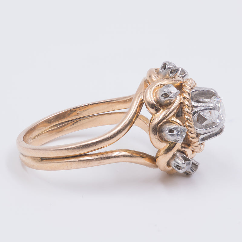 Anello in oro bicolore 18k diamante taglio brillante centrale (0.28ct) , anni '30