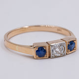 Vintage-Ring aus 14 Karat Gelbgold mit 0.15 Karat Diamant im Altschliff und Saphiren. 40er