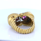 Винтажное кольцо из 18-каратного золота с рубинами и бриллиантами, 40-е годы