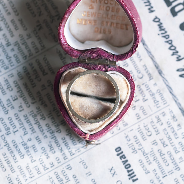 Eternity ring in 14K gold with rubies (0.45ct approx.), 1970s