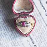 Vintage 14K gold ring with synthetic ruby (0.40ct approx.) And diamonds (0.14ctw approx.), 60s / 70s
