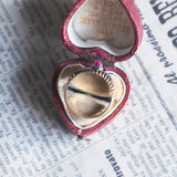 Vintage 14K gold ring with synthetic ruby (0.40ct approx.) And diamonds (0.14ctw approx.), 60s / 70s