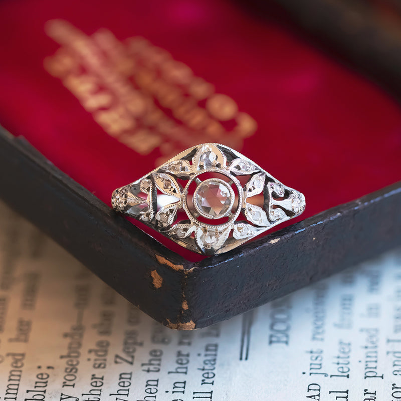 14K white gold Art Nouveau ring with rosette cut diamonds, 1920s