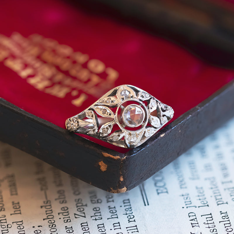 14K white gold Art Nouveau ring with rosette cut diamonds, 1920s