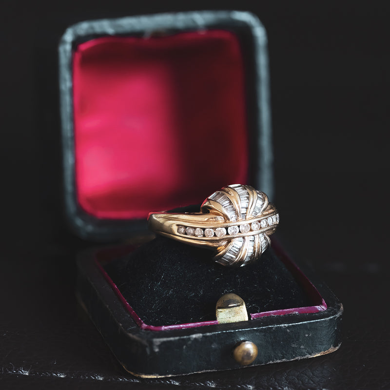 Anello vintage in oro 14K con diamanti, anni '60