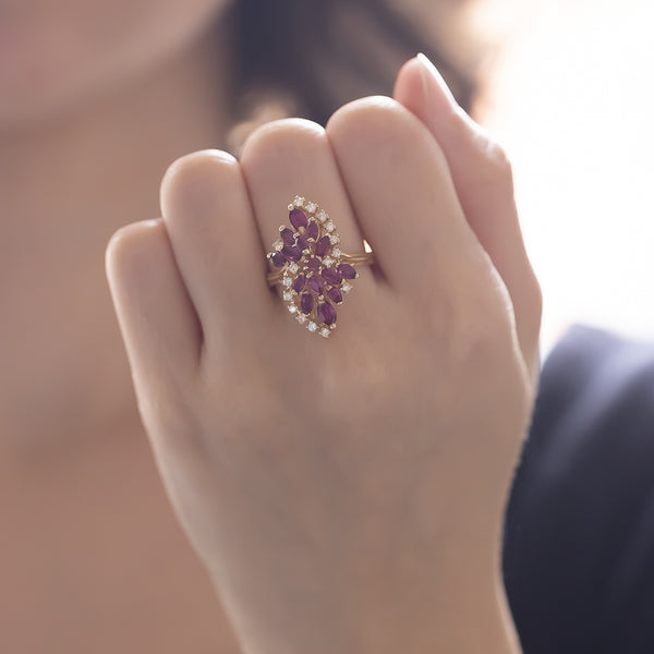 Vintage 14K gold ring with rubies and diamonds (0.32ctw approx.), 1970s