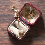Collar vintage de oro de 14 quilates con perla y diamante talla antigua (0.50 ct aprox.), años 50
