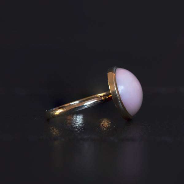 Anello convertito da spillone vintage (anni '50) in oro 18K con corallo rosa