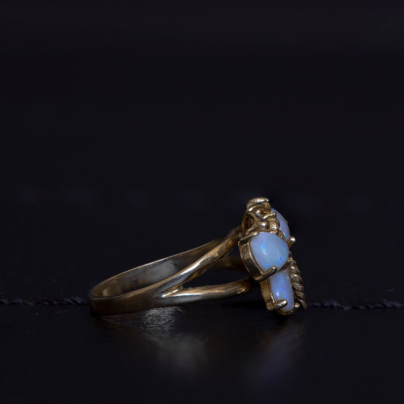 Anello vintage in oro 14K con opali, anni '60