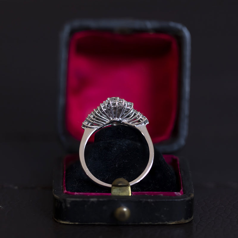 Anello vintage in oro bianco 18K con diamanti (1.30ctw ca.), anni '60/'70