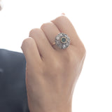 Ring aus 18 Karat Gold und Silber mit Smaragd und Diamanten, 40er Jahre