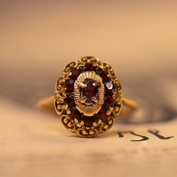 Anello vintage in oro 18K con granati, anni '50/'60