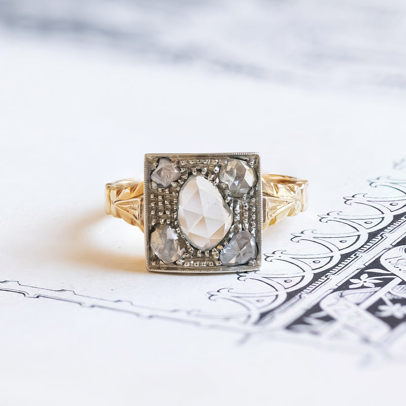 Anello antico in oro 18K e argento con diamanti di taglio rosetta, primi del '900