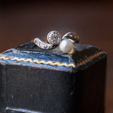 Antique ring in 18K gold and silver, with diamonds and pearl, 40s