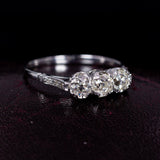 Vintage trilogy ring in 18K white gold with diamonds (1.09 ct), 50s - Antichità Galliera