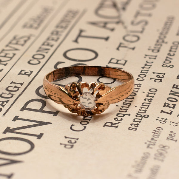 Anello antico in oro 18K con diamante di taglio rosetta, primi del '900