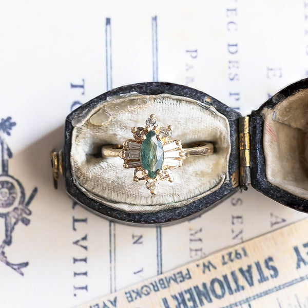 Bague vintage en or 14 carats avec saphir vert et diamants, 1960