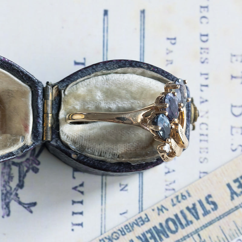 Anello vintage in oro 14K con zaffiri viola e diamante, anni '60/'70