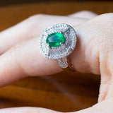 Vintage 18 Karat Weißgold Ring mit Smaragd (1.3 Karat) und Diamanten (1 Karat), 60er Jahre - Antichità Galliera
