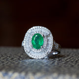 Vintage 18 Karat Weißgold Ring mit Smaragd (1.3 Karat) und Diamanten (1 Karat), 60er Jahre - Antichità Galliera