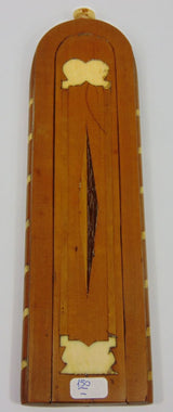 Grattugia per tabacco neoclassica, con intarsi in legni diversi e avorio. Carlo X, primi dell'800 - Antichità Galliera