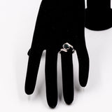 Vintage Ring aus 18 Karat Weißgold mit Saphiren (1.5 Karat) und Diamanten (0.08 Karat), 80er Jahre