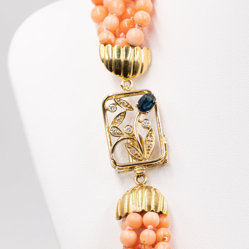 Collana vintage torchon con corallo e susta in oro 18k con diamanti e zaffiro, anni '70