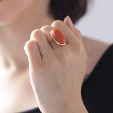 Vintage 18K gold ring with cabochon cut coral, 50s