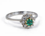 Vintage 18 Karat Goldring mit grünen Steinen und Diamanten