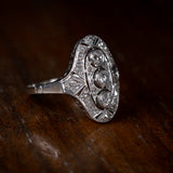Art Deco ring in platinum with old-cut diamonds and rosettes, 30s