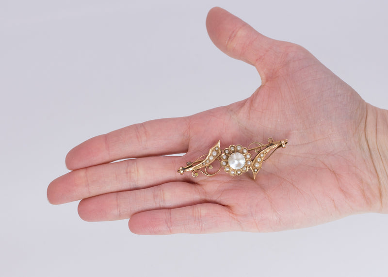 Spilla borbonica antica in oro basso con perle - Antichità Galliera