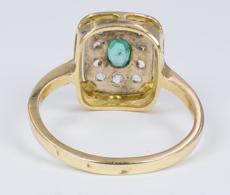Anello in oro 18k con rosette e smeraldo, anni 40 - Antichità Galliera