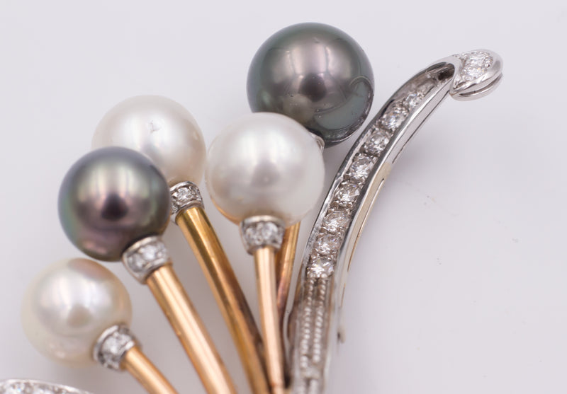 Importante spilla vintage in oro bitonale con diamanti e perle, anni 60