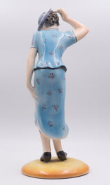 Tosin-Keramik, die eine Frau mit einem Hut darstellt, 30er Jahre
