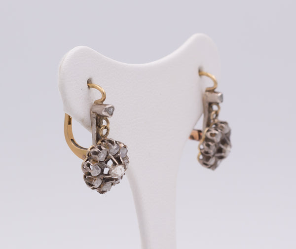 Boucles d'oreilles anciennes en or et argent avec diamants, début des années 1900