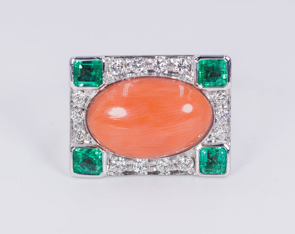 Anello Art Decò  in oro bianco  18k con diamanti, smeraldi e corallo. - Antichità Galliera