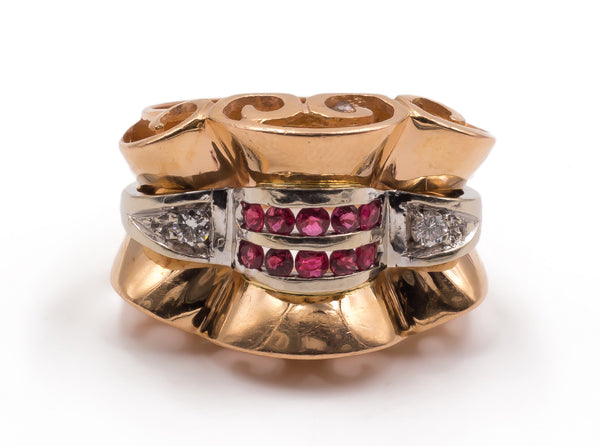 Art deco gold ring with diamonds and rubies, 1930s / 40s