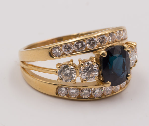 Vintage gold ring with sapphire and brilliant cut diamonds, 1950s