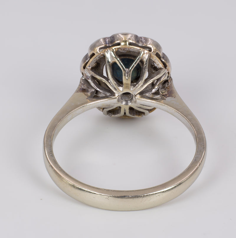 Anello vintage in oro 18k bianco con zaffiro con rosette di diamante, anni 40