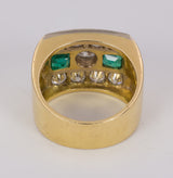 Vintage Ring aus 18 Karat Gold mit Diamanten im Brillantschliff (ca. 2 ct) und Smaragden, 60er Jahre