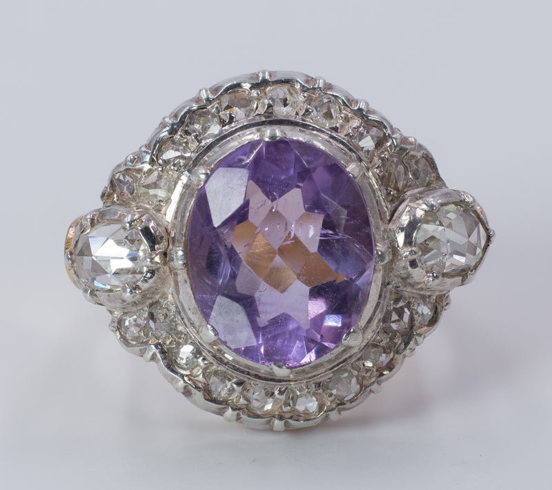 Vintage ring in 18k gold with amethyst and diamond rosettes, 1950s