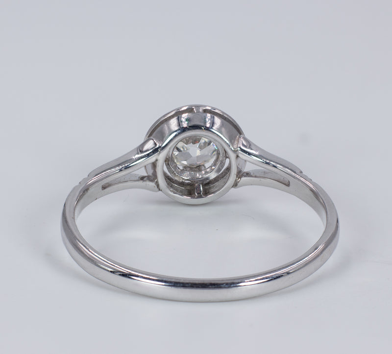 Vintage ring in 18K gold with central diamond (0.45ct) old cut, 1940s