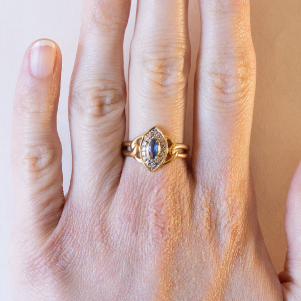 Anello vintage a navette in oro 18K con zaffiro e diamanti, anni '60