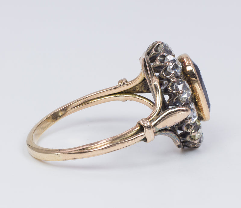 Anello antico in oro 14k con zaffiro  e diamanti taglio vecchio , primi del '900