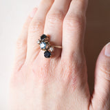 Vintage Ring aus 18 Karat Weißgold mit Aquamarin (ca. 0.50 ct), Saphiren (ca. 1 ctw) und Diamanten (ca. 0.12 ctw), 70er Jahre