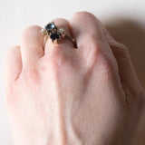Vintage Ring aus 18 Karat Weißgold mit Aquamarin (ca. 0.50 ct), Saphiren (ca. 1 ctw) und Diamanten (ca. 0.12 ctw), 70er Jahre