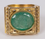 Vintage 18 Karat Gold Herrenring mit geschnitztem Smaragd, 40er Jahre