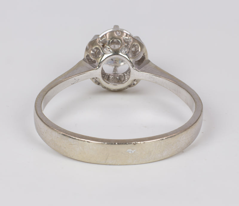 Solitaire ring in 18k gold with a brilliant cut diamond of about 0.45ct