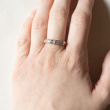 Винтажное кольцо Eternity из белого золота 18 карат с бриллиантами классической огранки (около 0.30 карата), 60-е/70-е годы