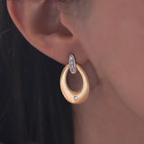 Vintage 14K gold earrings with brilliant cut diamonds (0.20ctw approx.), 60s / 70s